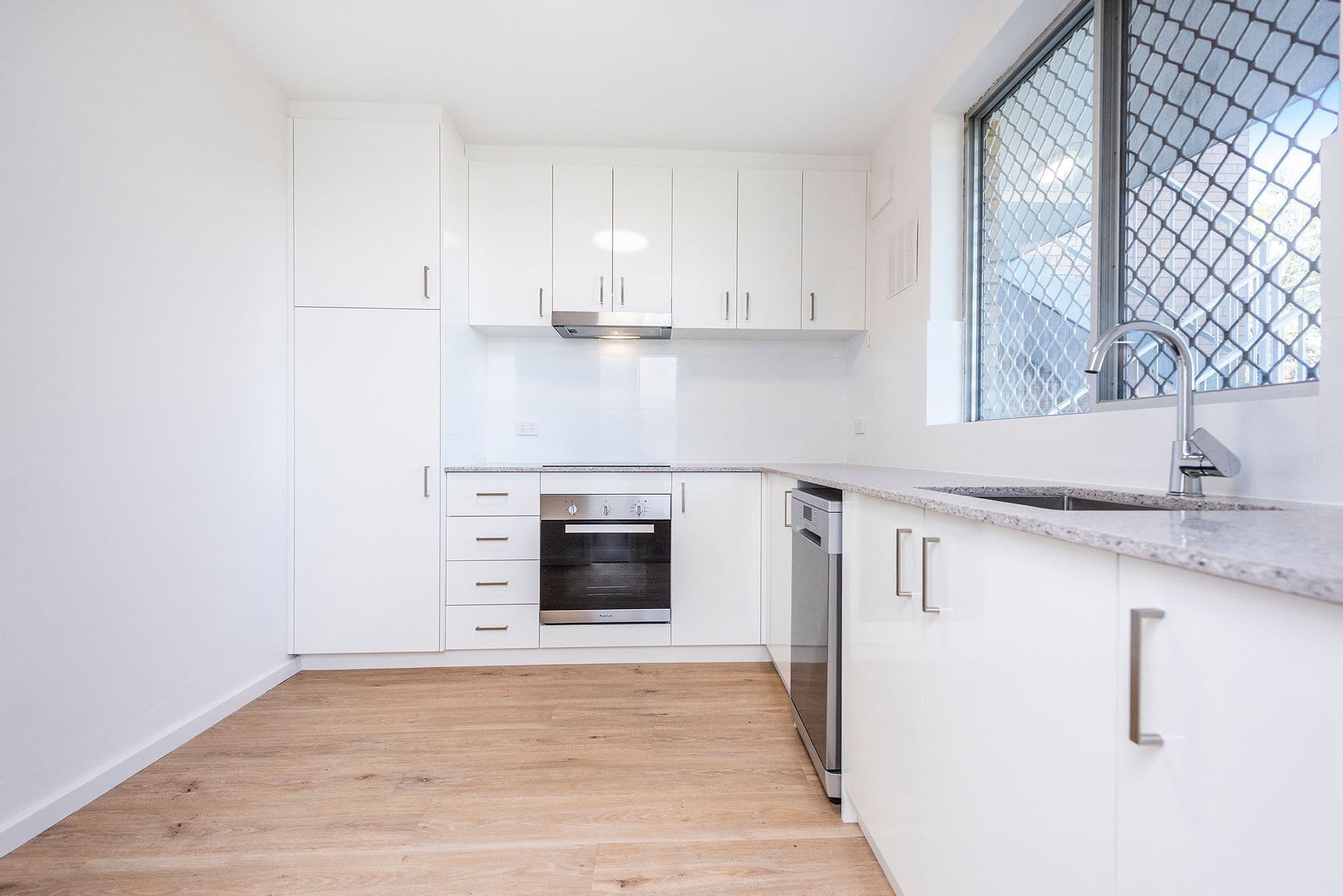 1kitchencrawley/3