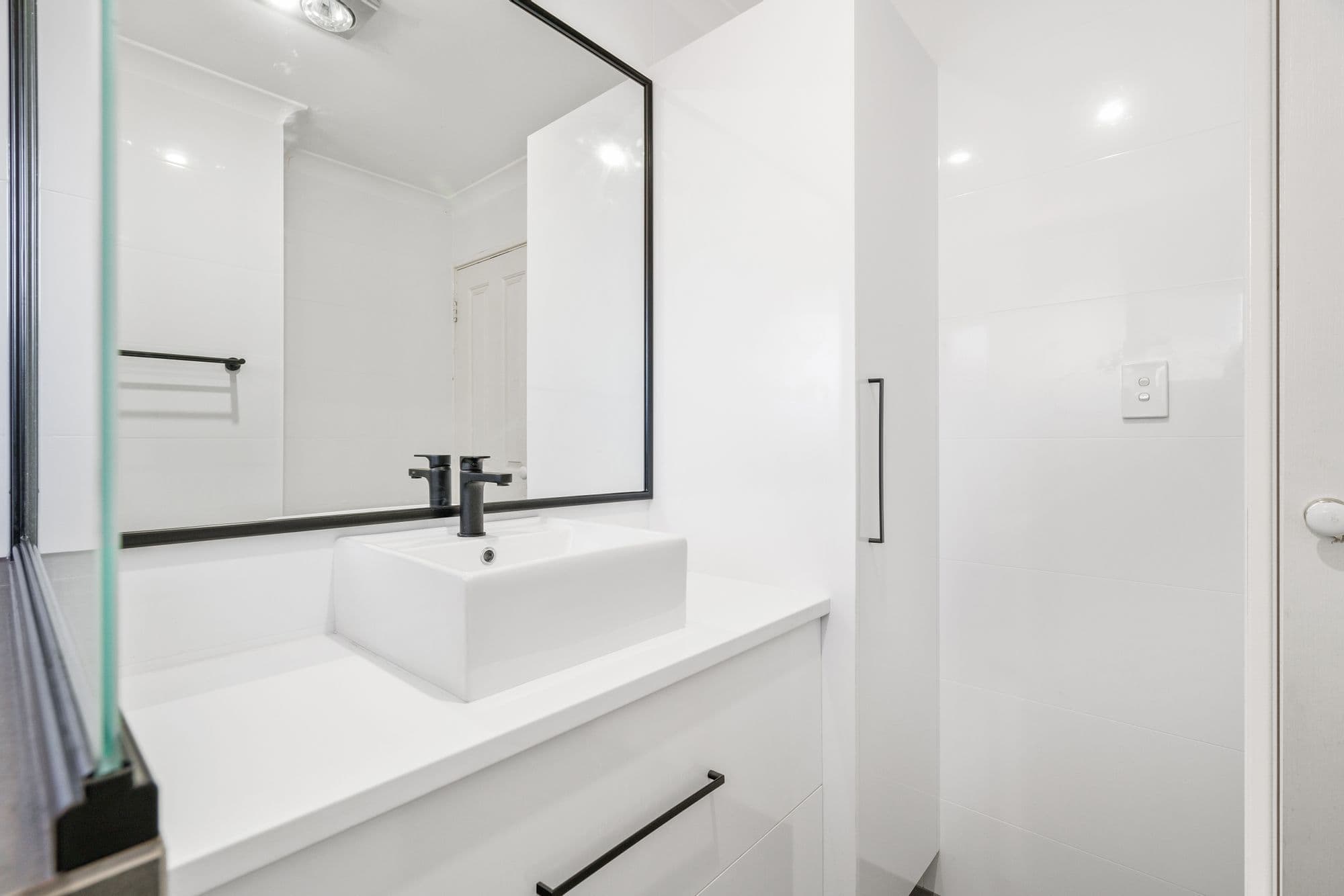 3bathroomatwell/5