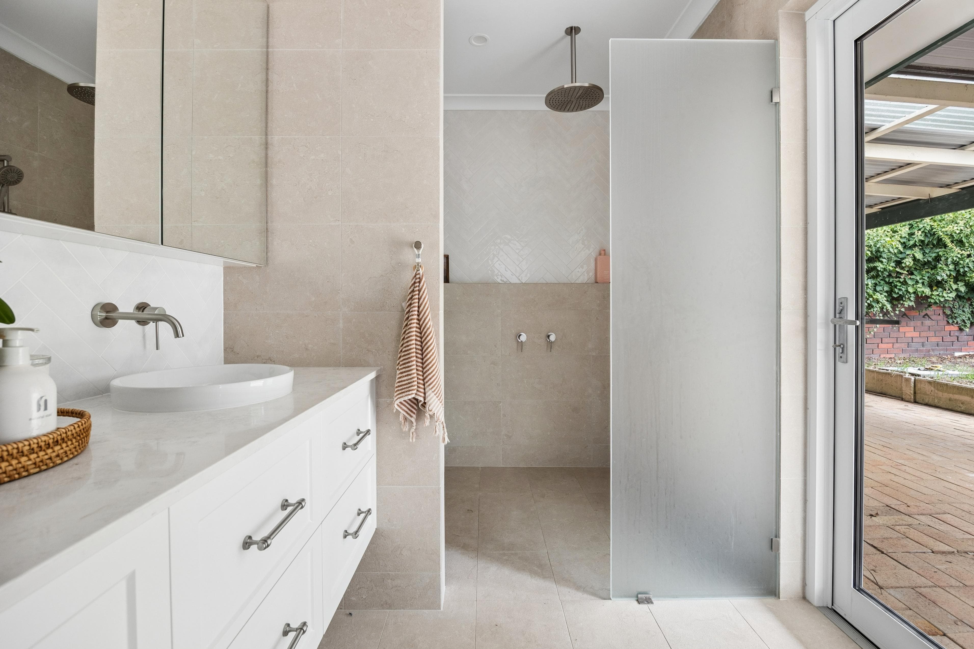 valleyroadbathroom