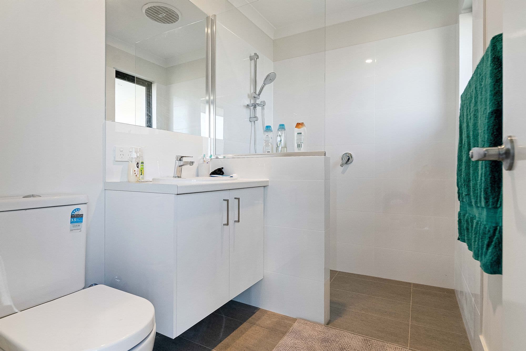 4bathroomadded/1