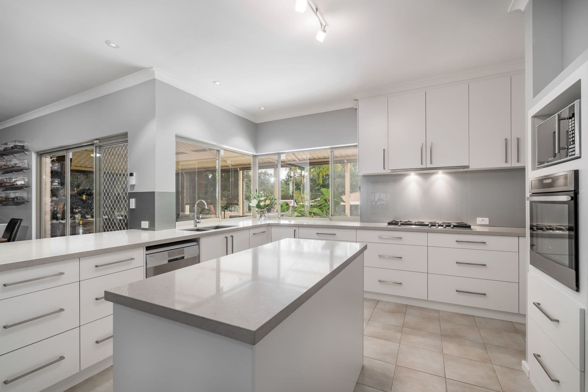 4kitchenparkerville/1