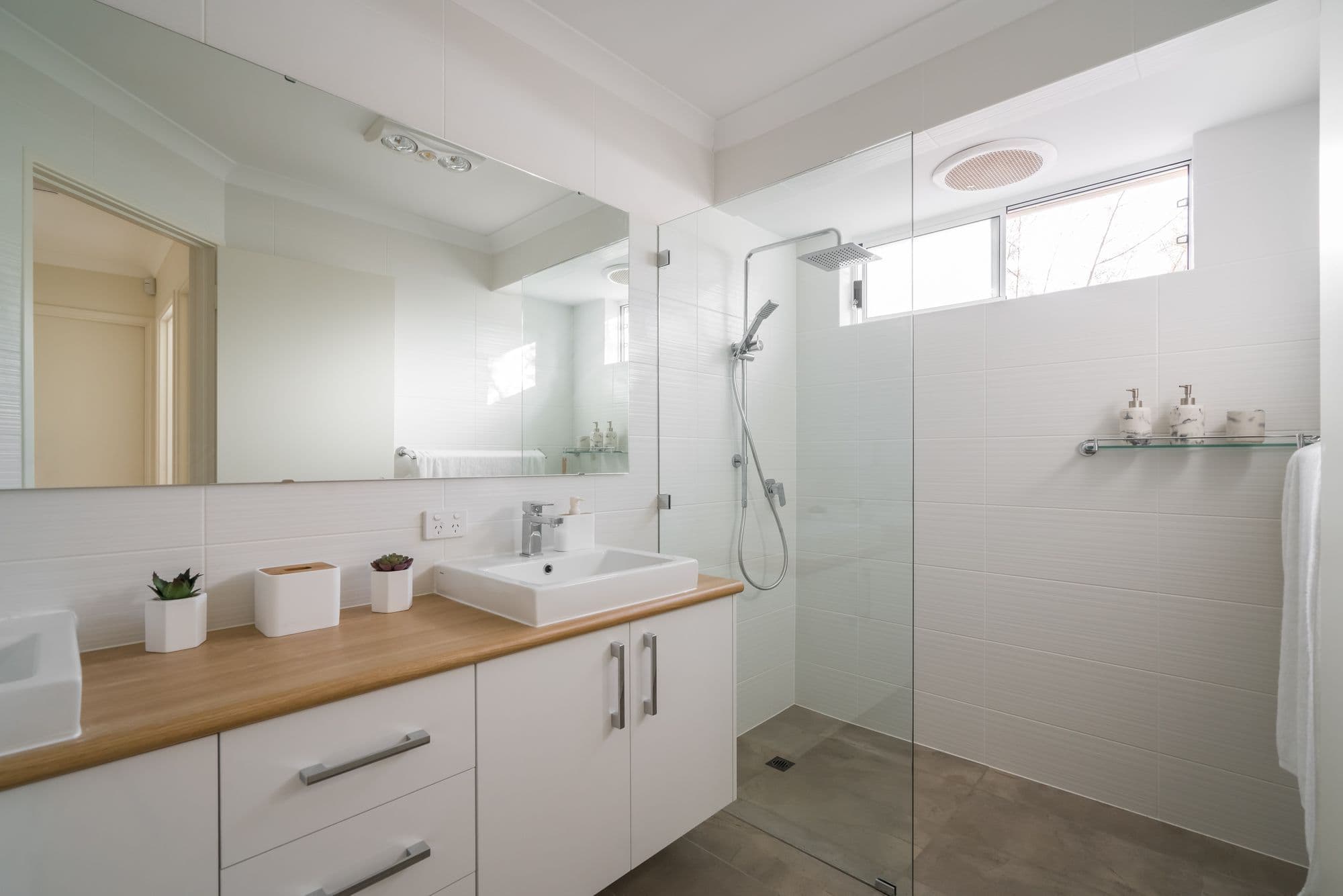 5bathroomtuart/1