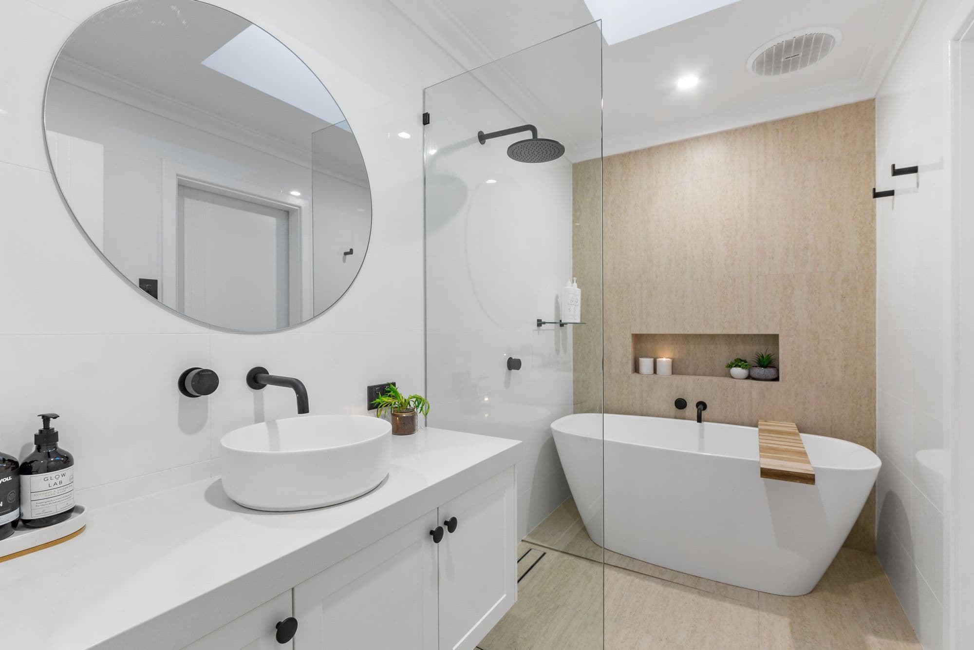 shipbornebathroom/1